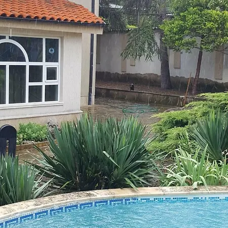 Ferienhaus Santa Warna